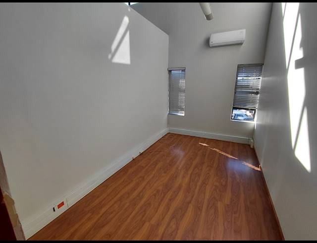 277M² OFFICE TO LET IN CARLSWALD
